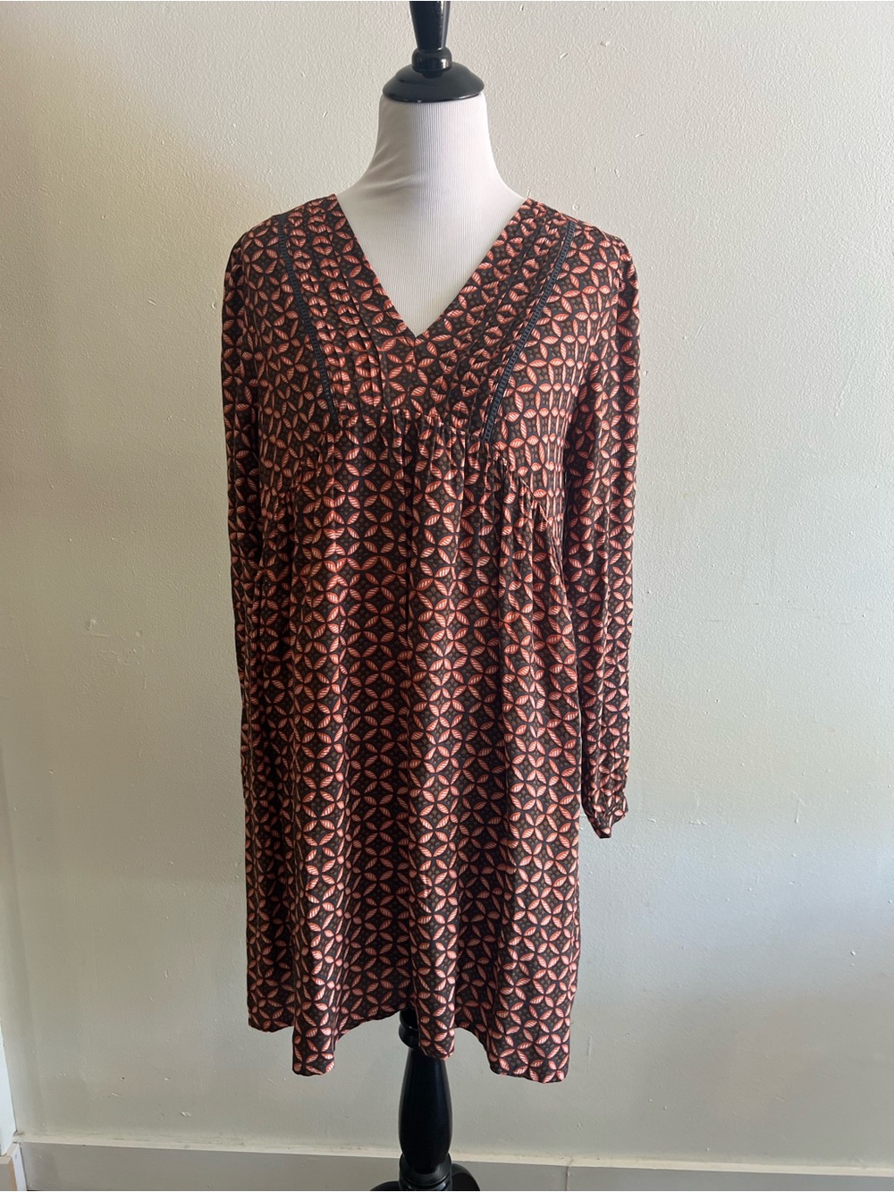 Garance Paris V-Neck Long Sleeve Geometric Tunic Dress in Rust Pink